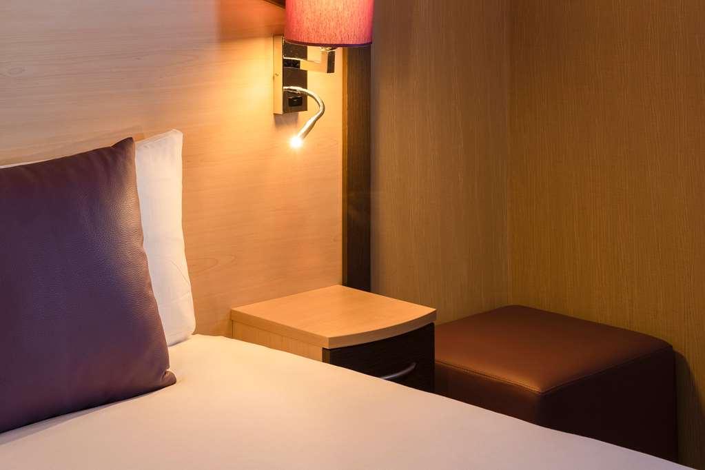 The Originals City - Hotel Saint-Martial, Limoges Centre Room photo