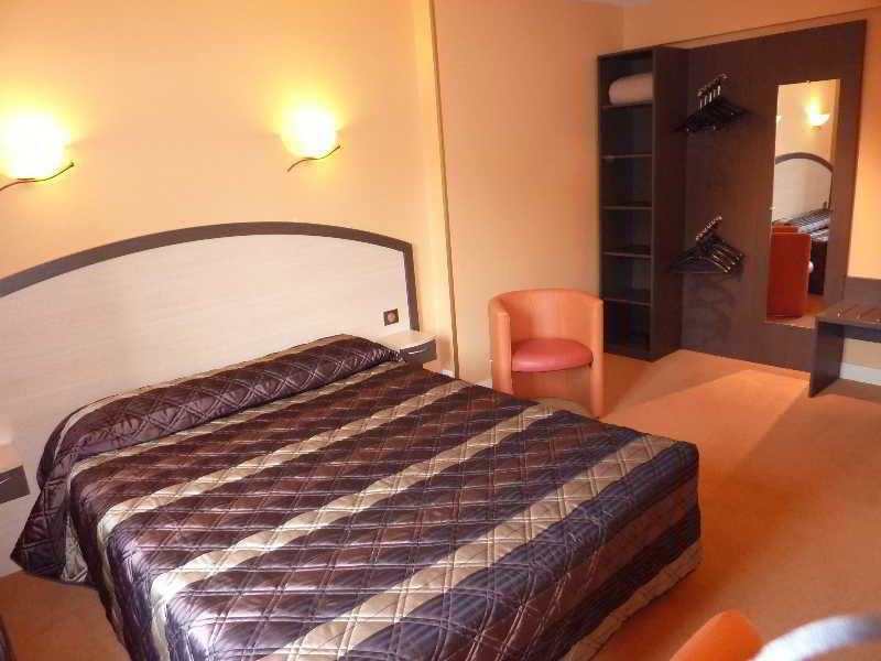 The Originals City - Hotel Saint-Martial, Limoges Centre Exterior photo